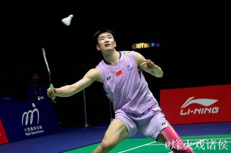 中国羽毛球大师赛：李诗沣战胜梁峻豪顺利晋级